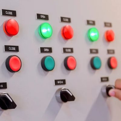 Falhas em Painéis de Comandos Elétricos